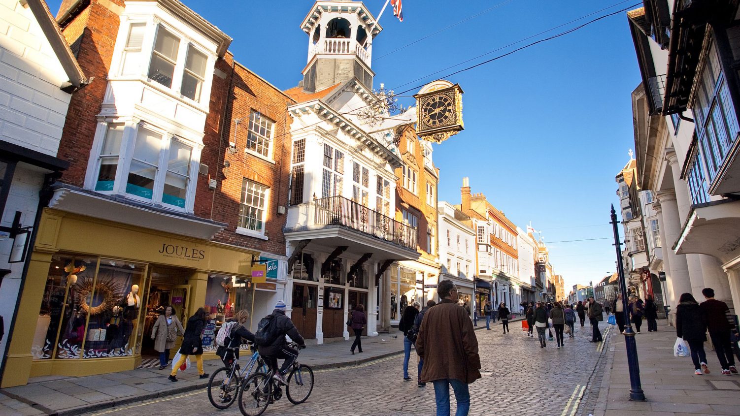 Five reasons to move to Guildford Seymours